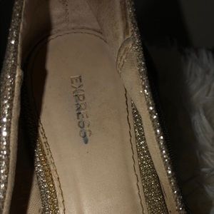 Beautiful and dressy flats